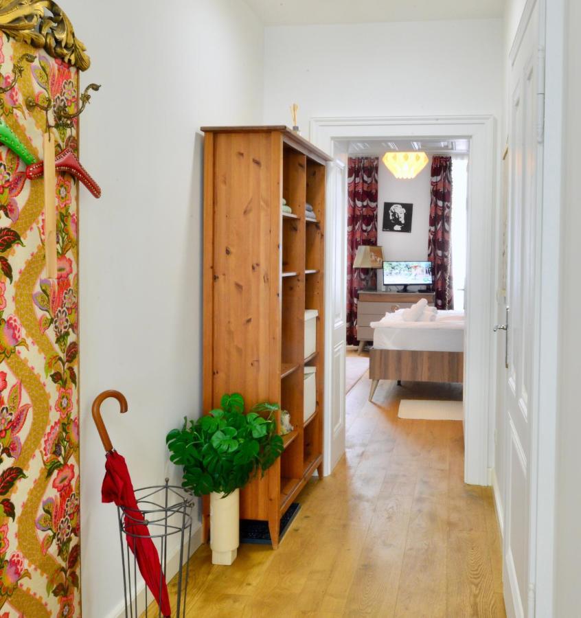 Appartement Vintage With Balcony And Parking Ii *